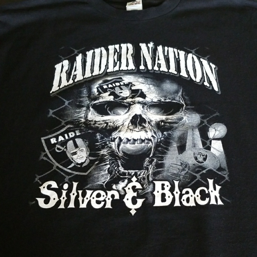 Raiders t shirt